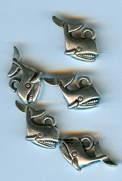 Bedels in de vorm van een walvis