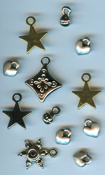 In deze set zit het assortiment bedels hetgeen gebruikt is in de Hobbytopper "Christmas Magic"