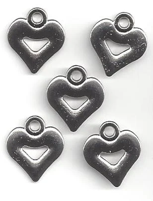 Bedel in de vorm van een open hartje Afmeting ca. 14x14 mm.