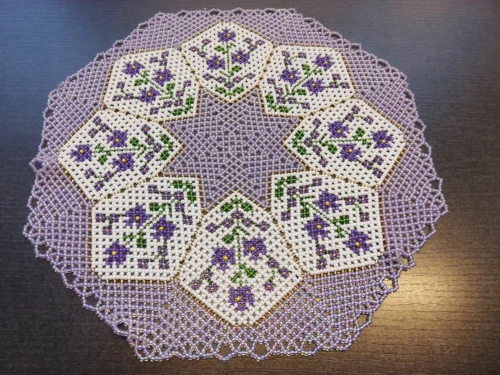 Patroon 53 kleed met paarse viooltjes